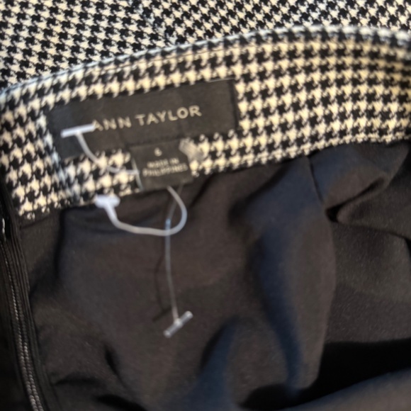 Skirt - Picture 4 of 5